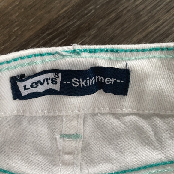 4/$20 Levi’s White Skimmer Jean Capris Pants Sz 3 - Picture 2 of 3